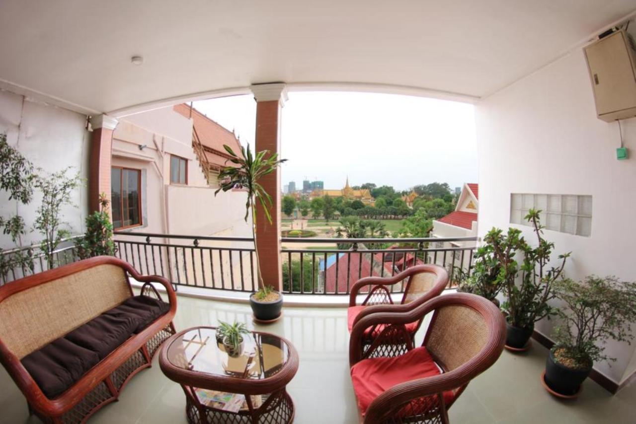 Rs Central Apartments - 200M To Royal Palace Phnompen Kültér fotó