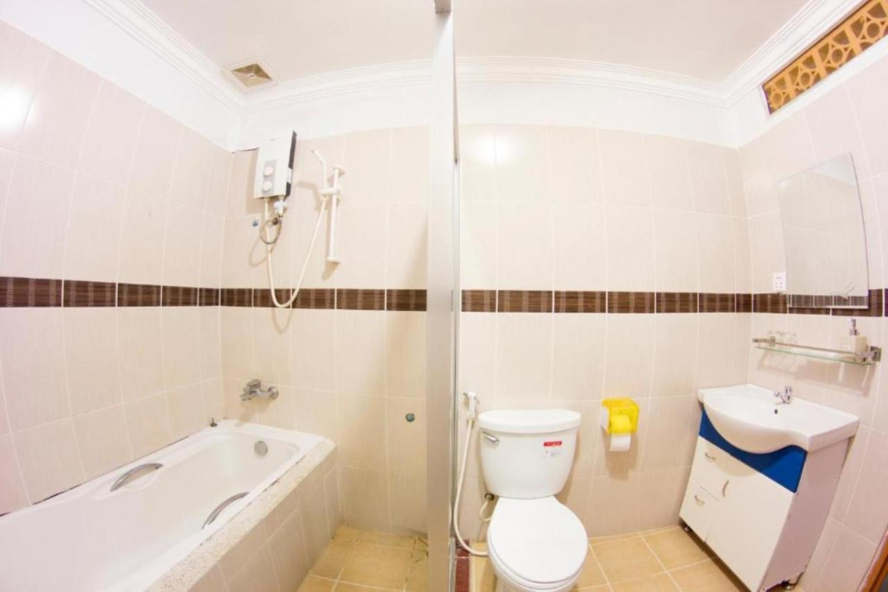 Rs Central Apartments - 200M To Royal Palace Phnompen Kültér fotó